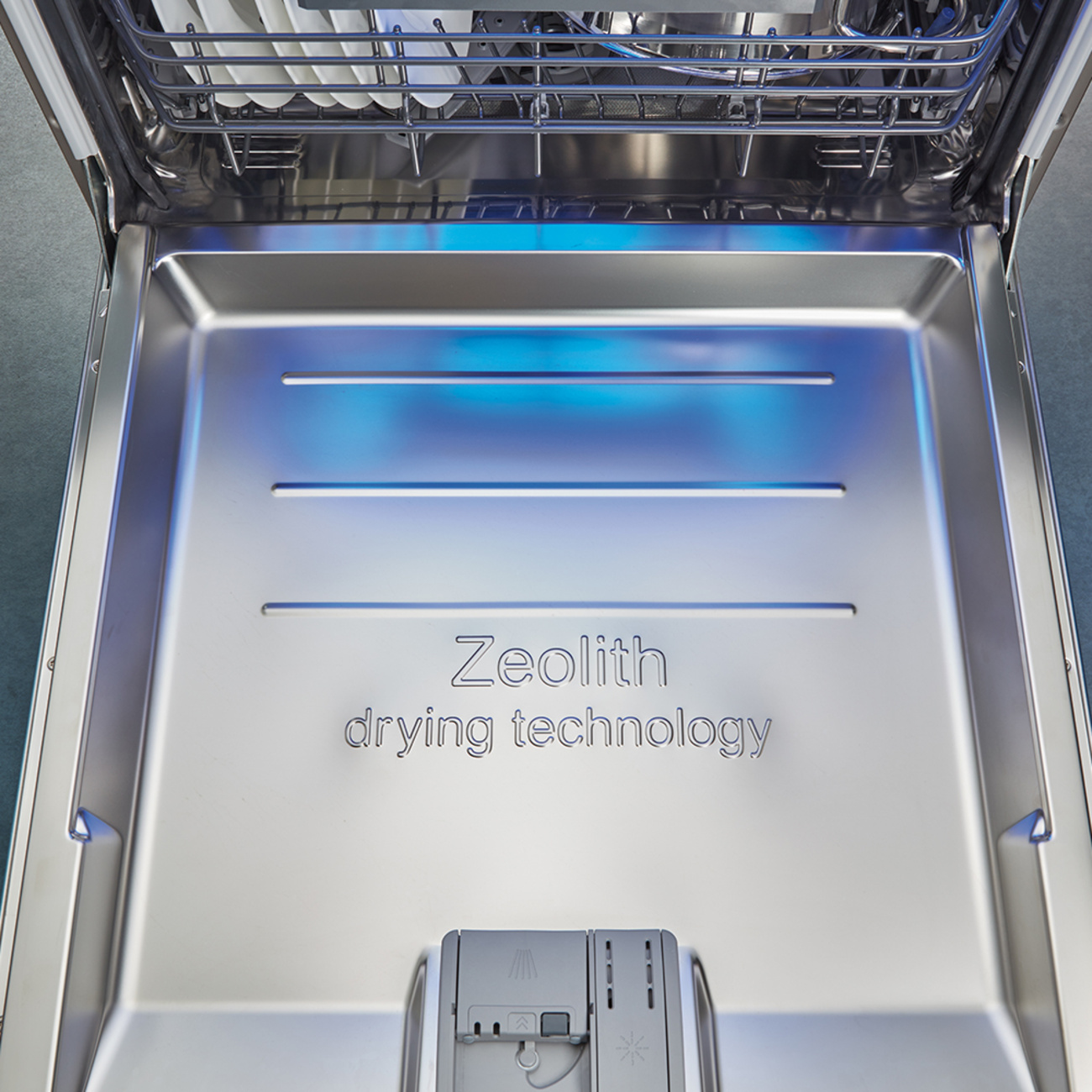 Zeolith Trocknen – Für glänzende Spülergebnisse bei Pfeifer Elektro GmbH in Collenberg